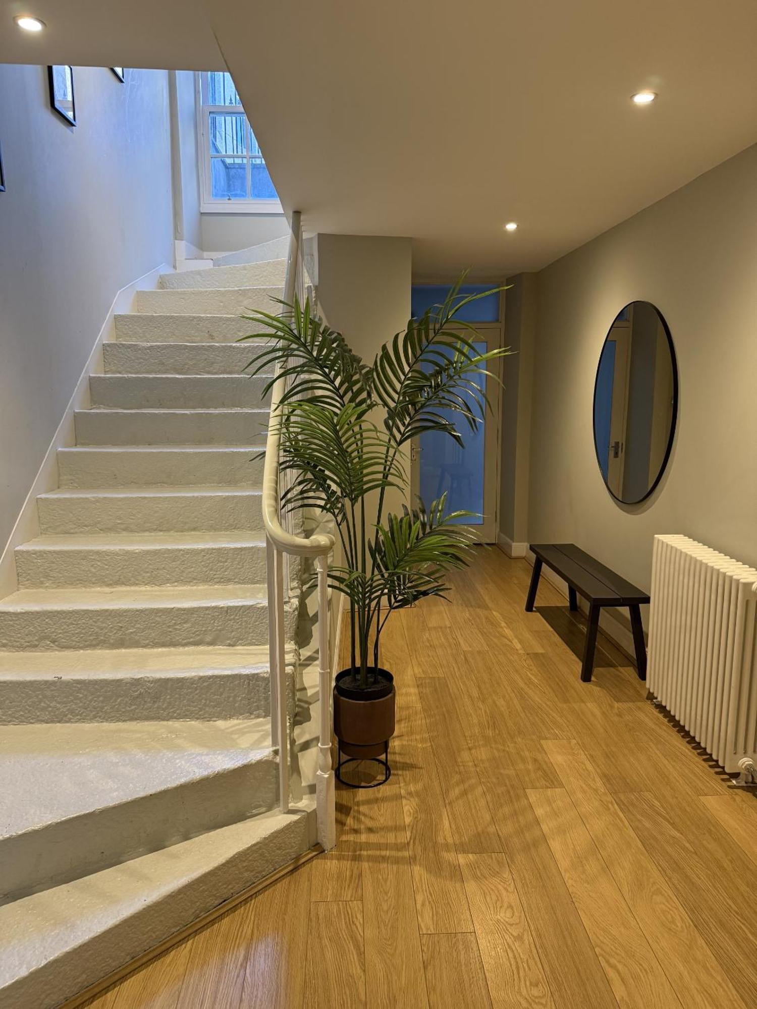 Union Terrace Garden View Apartment แอเบอร์ดีน ภายนอก รูปภาพ